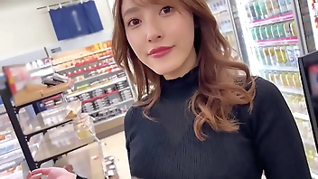 雌臭香り立つ妖艶美人妻かな《性欲を持て余したヒトヅマがW不倫に燃え貪り合う不貞性交2連戦》Part1