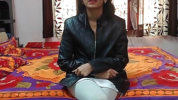 Punjabi slim girl full fuking, come home and take fat black dick